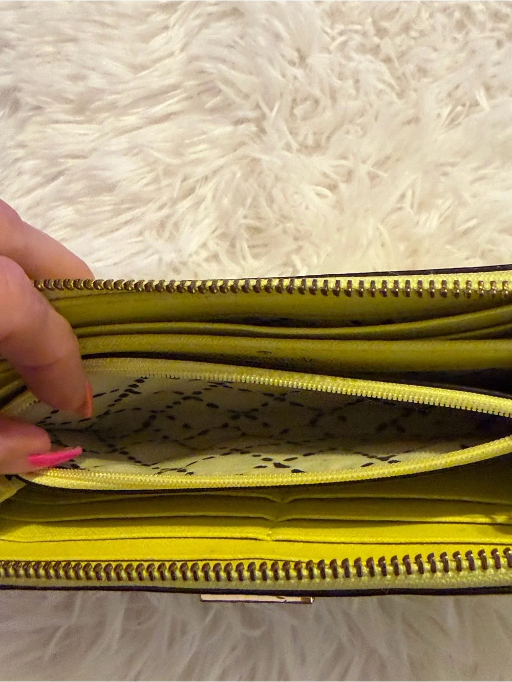 Kate Spade Neda Newbury Lane Zip Around Wallet Neon Yellow